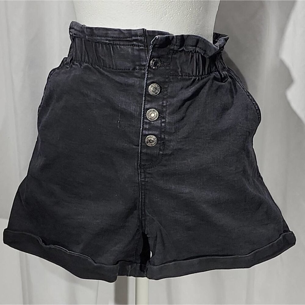 Vanilla Star high waist rolled hem button fly shorts